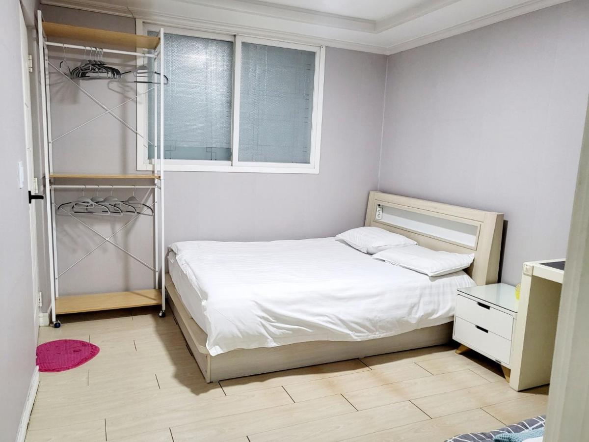 Daegu Dongseongro Gyeong'S Hostel Extérieur photo