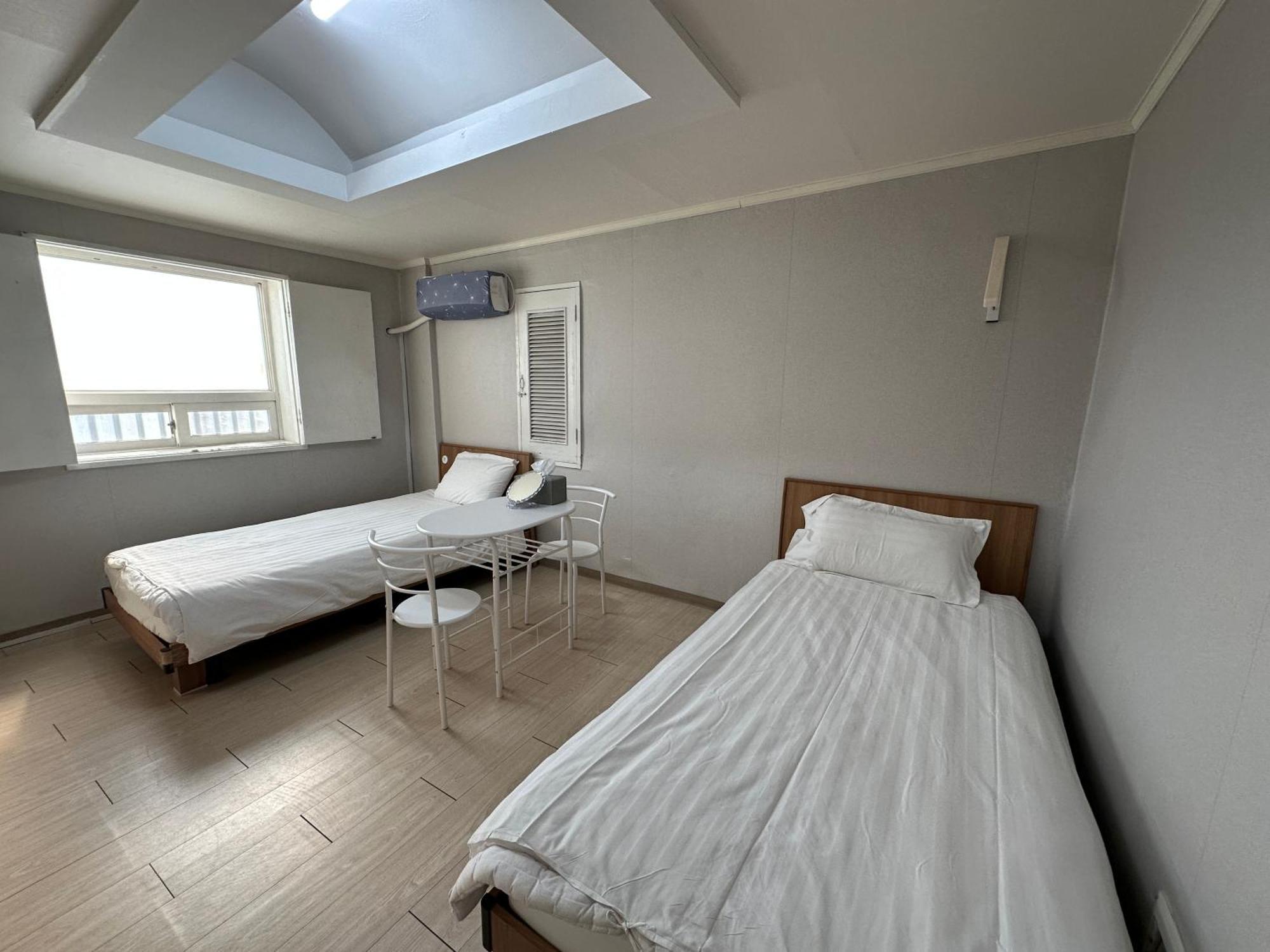 Daegu Dongseongro Gyeong'S Hostel Extérieur photo