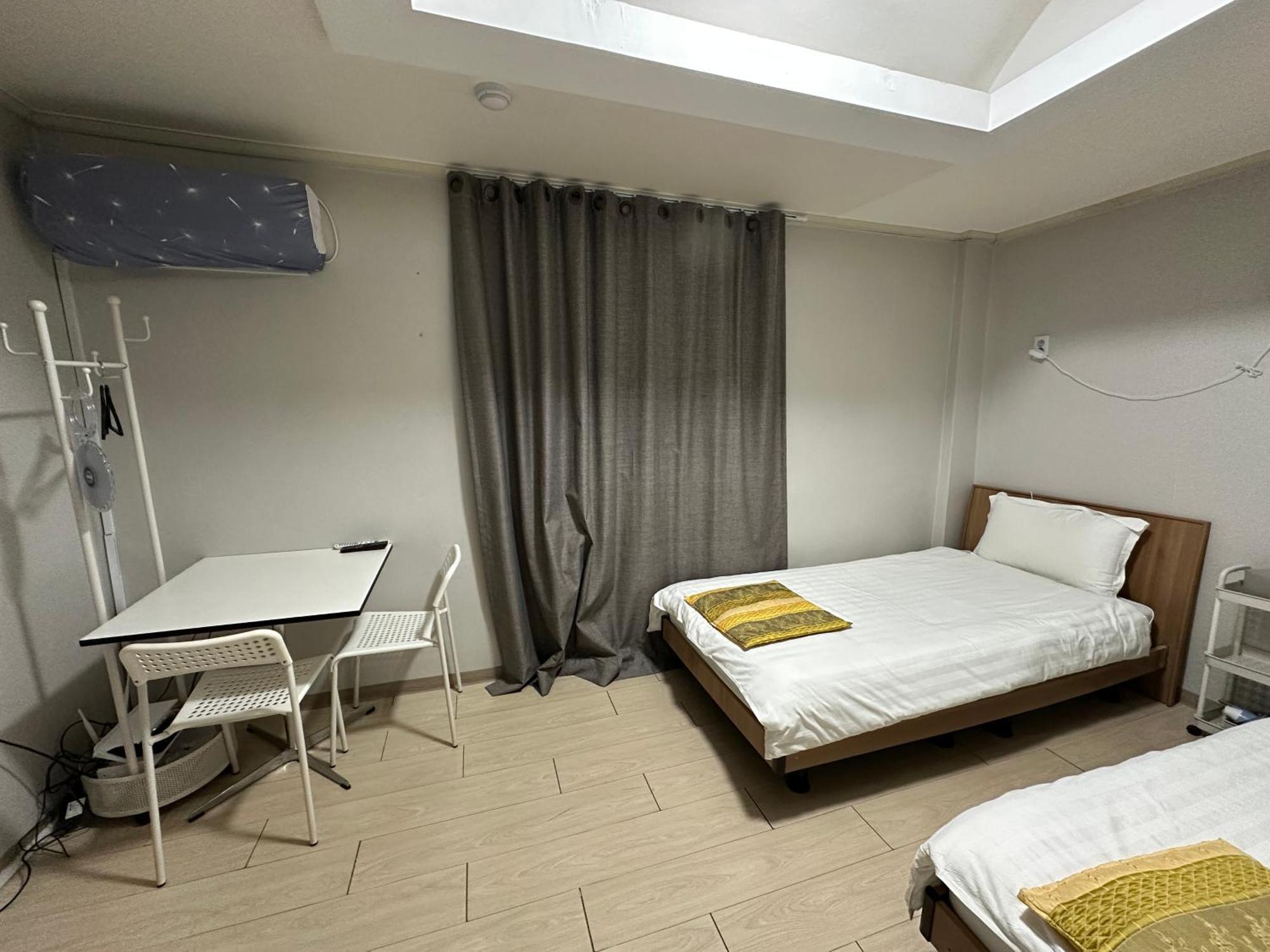 Daegu Dongseongro Gyeong'S Hostel Extérieur photo