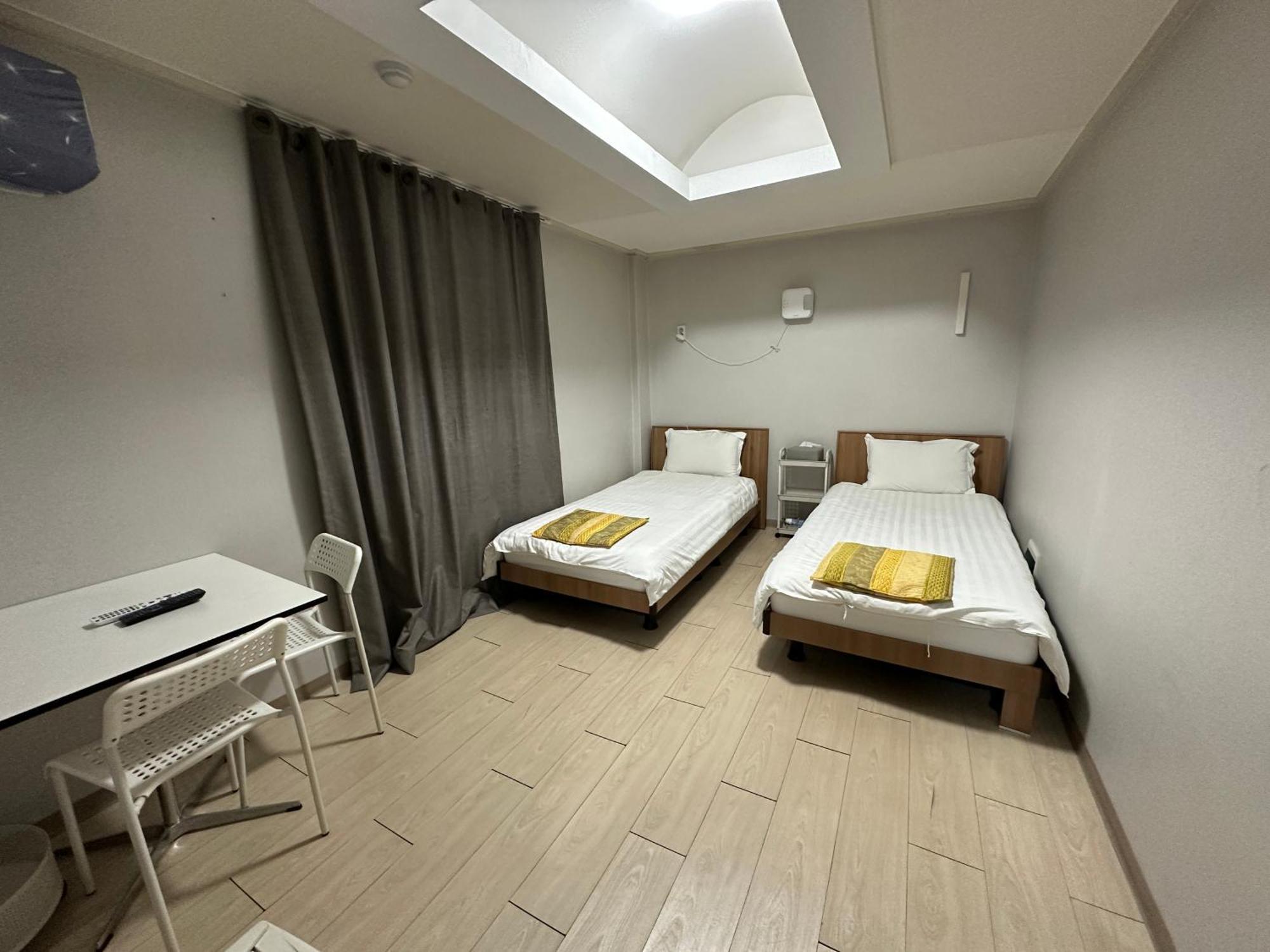 Daegu Dongseongro Gyeong'S Hostel Extérieur photo