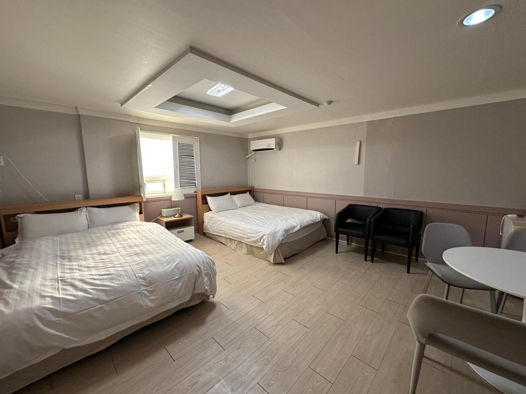 Daegu Dongseongro Gyeong'S Hostel Extérieur photo