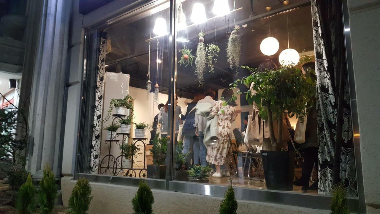 Daegu Dongseongro Gyeong'S Hostel Extérieur photo