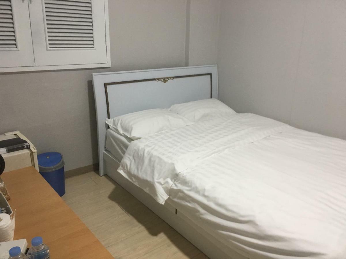 Daegu Dongseongro Gyeong'S Hostel Extérieur photo