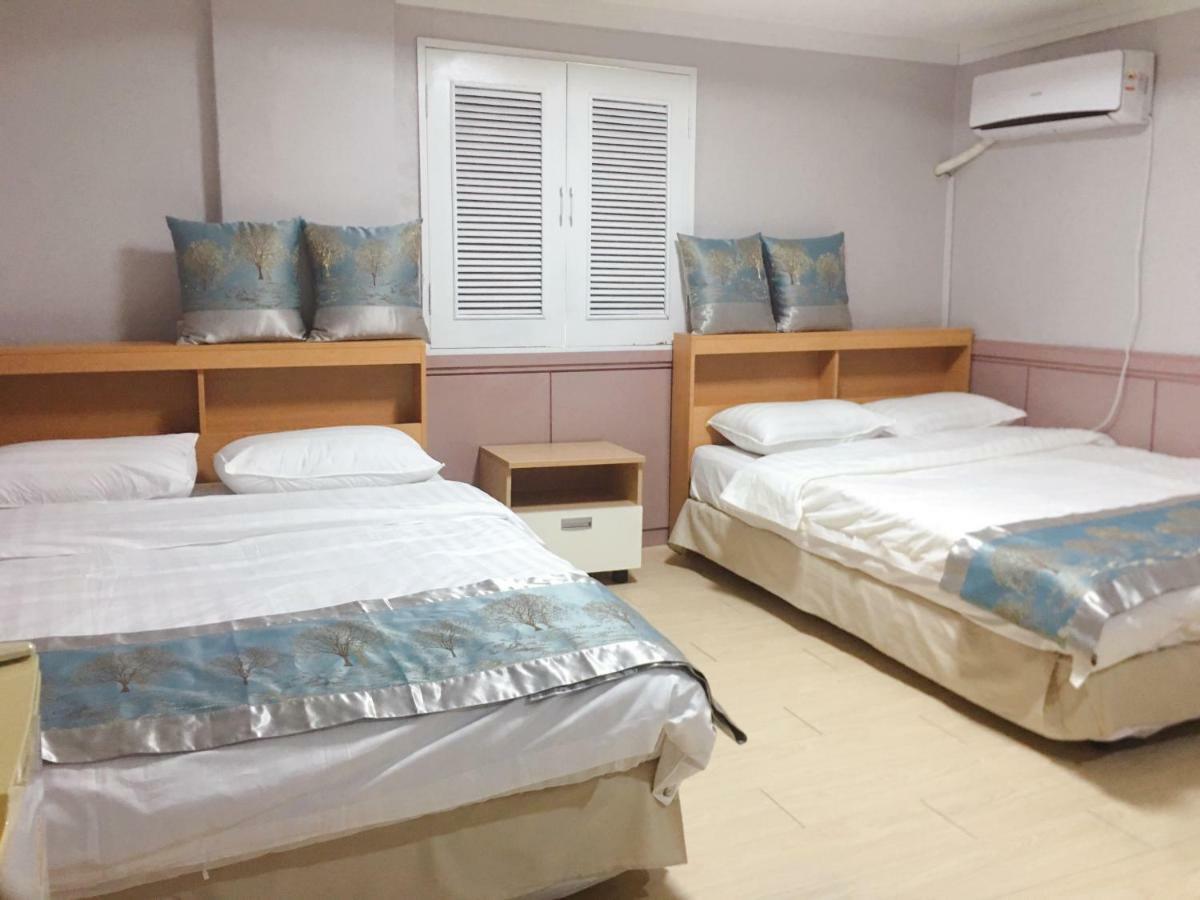 Daegu Dongseongro Gyeong'S Hostel Extérieur photo