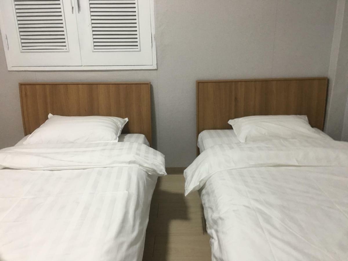 Daegu Dongseongro Gyeong'S Hostel Extérieur photo