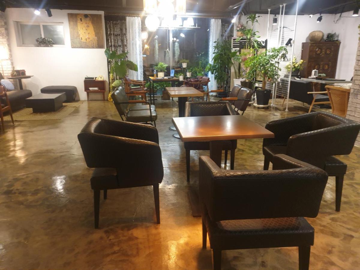 Daegu Dongseongro Gyeong'S Hostel Extérieur photo